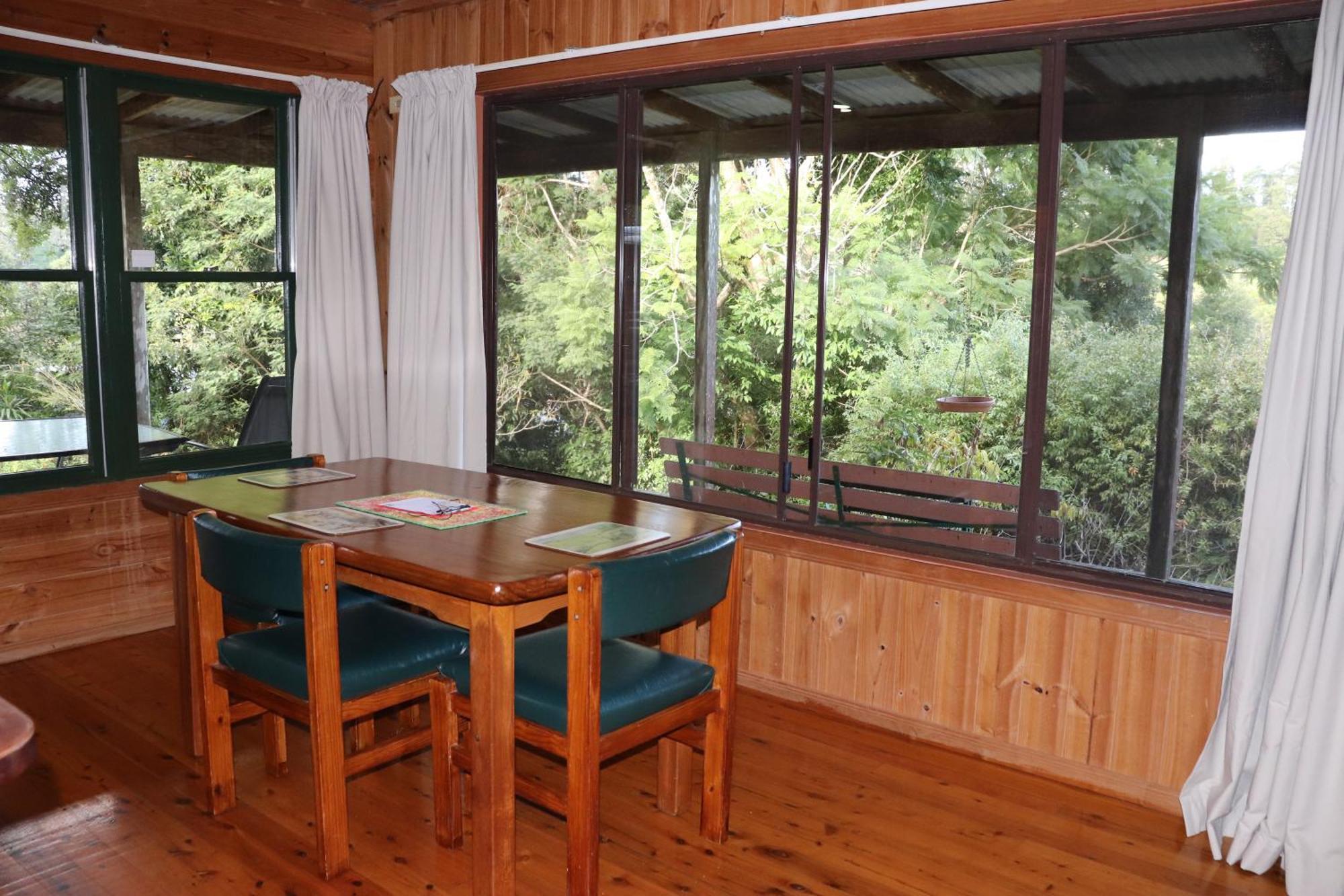 Bellthorpe Stays Maleny Ruang foto